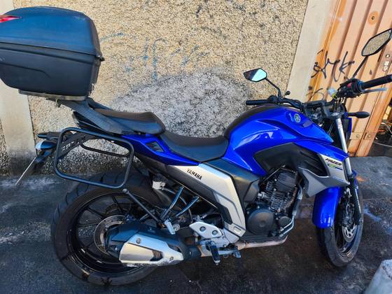 YAMAHA FZ25 FAZER ABS YAMAHA FZ25 FAZER ABS